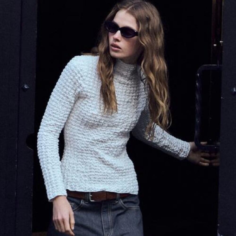 ZARA TEXTURED HIGH COLLAR TOP